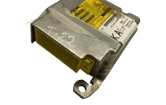 Toyota Avensis T270 Airbag control unit/module 8917005250 219122103