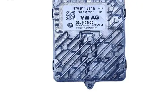 Volkswagen Tiguan Headlight ballast module Xenon 9Y0941597B 24872251AA