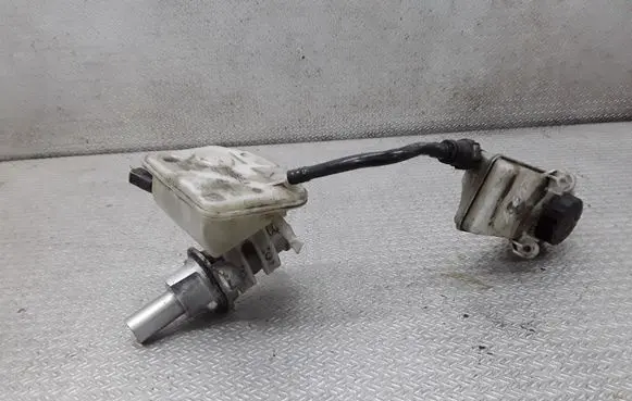 Citroen C4 I Master brake cylinder 0204051007