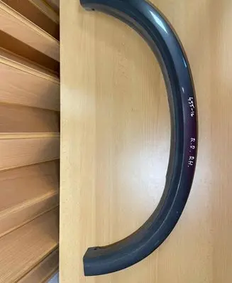 Volvo XC90 Rear arch trim 30695490