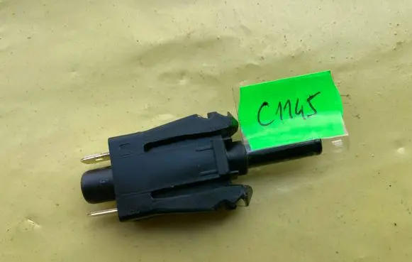 Mercedes-Benz C AMG W204 Brake pedal sensor switch A0015458714