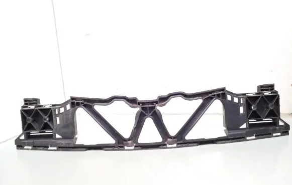 Mercedes-Benz E W212 Front bumper mounting bracket A2128852765
