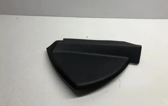 Mercedes-Benz C W204 Dashboard side end trim A2046800078