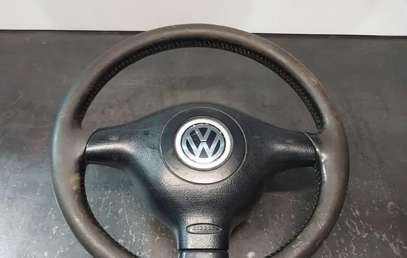 Volkswagen PASSAT B5 Steering wheel 1J0419091AF 1J0419526A 3B0880201AJ