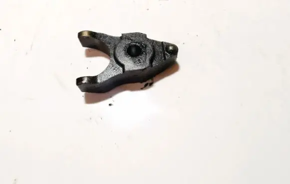 Toyota Avensis Verso Fuel Injector clamp holder