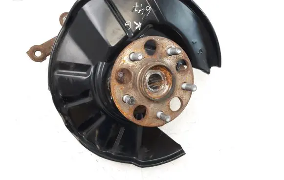 Toyota RAV 4 (XA50) Rear wheel hub