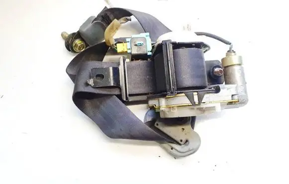 Honda CR-V Front seatbelt nsb087gr18