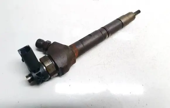 Audi Q3 8U Fuel injector 0445110369 03l130277j