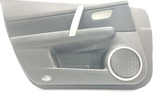 Opel Mokka Front door card panel trim GS1D4581KK4057
