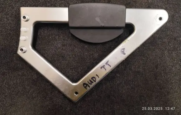 Audi TT Mk1 Center console decorative trim 