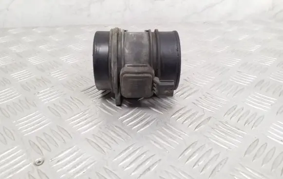 Renault Master III Mass air flow meter 8200914647