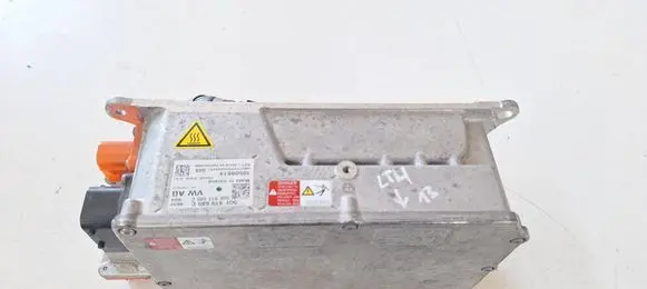 Seat Leon IV Voltage converter/converter module 5QE915685C