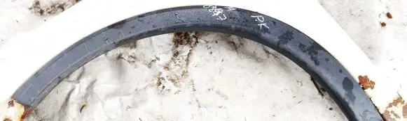 Front arch trim