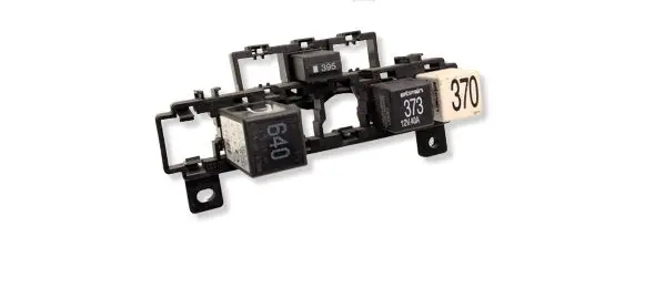 Audi A4 S4 B7 8E 8H Relay mounting block 8E0937503