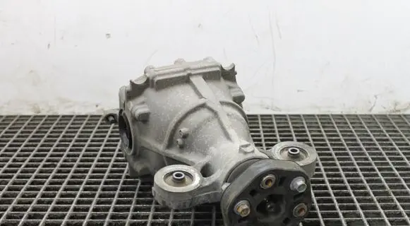 Infiniti Q50 Rear differential