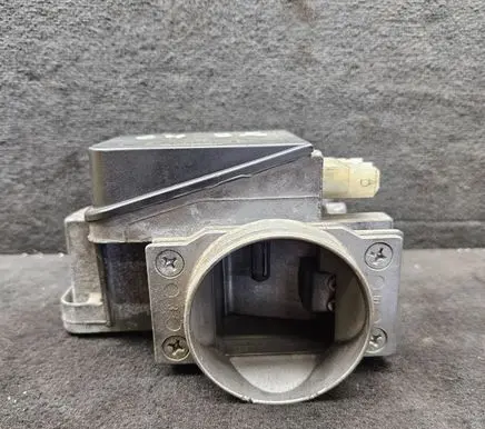 Audi A6 S6 C4 4A Mass air flow meter 4A0133471 0281002074