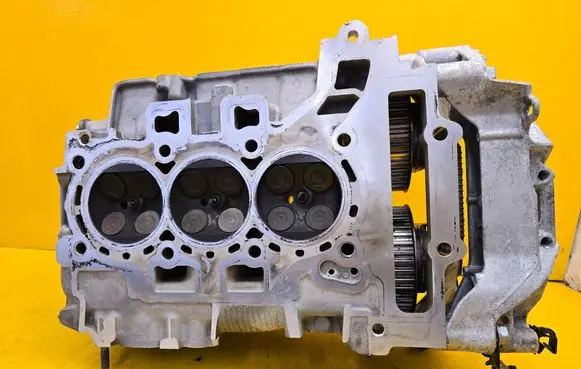 Peugeot 2008 II Engine head 9811346480 MC6UBC1985108