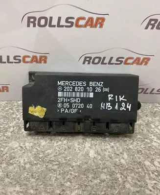 Mercedes-Benz E W124 Comfort/convenience module 2028201026 05072040