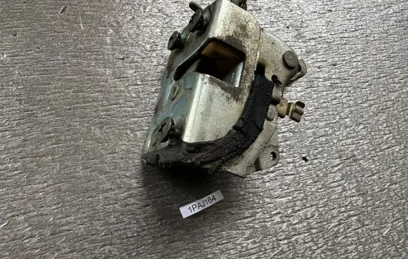 Mitsubishi Pajero Rear door lock MB365310