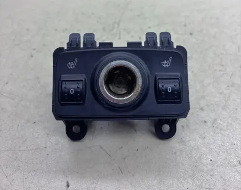 Ford C-MAX II Seat heating switch AM5T19K314AC