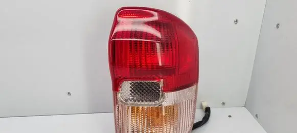 Toyota RAV 4 (XA20) Rear/tail lights