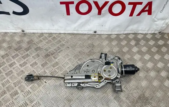 Lexus RX 330 - 350 - 400H Tailgate/trunk/boot lift motor 42710710030