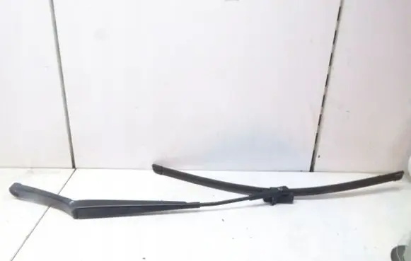 Skoda Octavia Mk2 (1Z) Front wiper blade arm 1Z1955409A