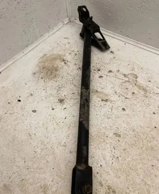 Rear control arm