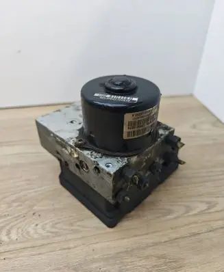 Volvo S60 ABS Pump 8619968 8619974 5WK84000