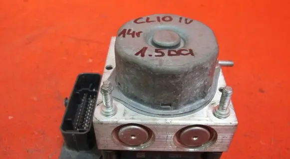 Renault Captur ABS Pump 476605492R