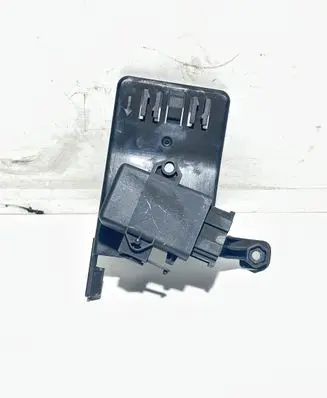 Porsche Cayenne (9PA) Seat heating relay 7L5959685 95552173200