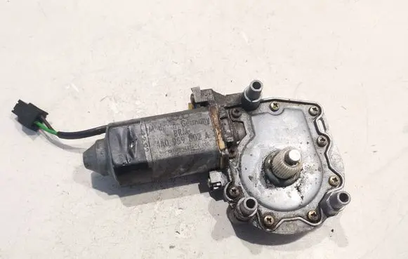 Audi A6 S6 C4 4A Rear door window regulator motor 4A0959802A