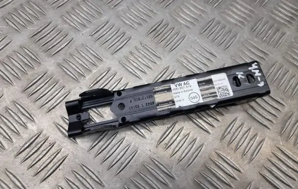 Audi Q7 4M Seat belt adjustment motor 4M0857819