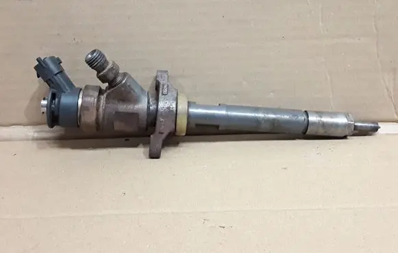 Ford Focus Fuel injector 0445110353 9M5Q9F593AA