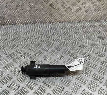 BMW X6 F16 Headlight washer spray nozzle 7308526