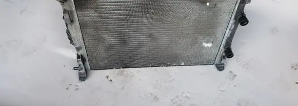 Renault Megane II Coolant radiator 8200115542