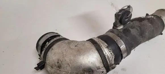 Hyundai Santa Fe Intercooler hose/pipe