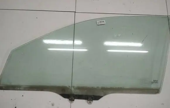 Honda Civic Front door window glass four-door AS2