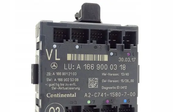 Mercedes-Benz GLA W156 Door control unit/module A1669000318