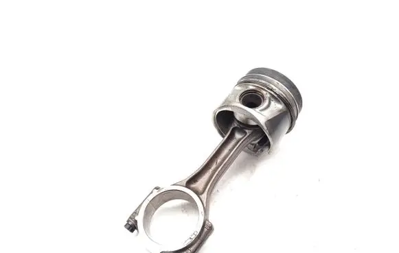 Audi A5 8T 8F Piston with connecting rod CAHA