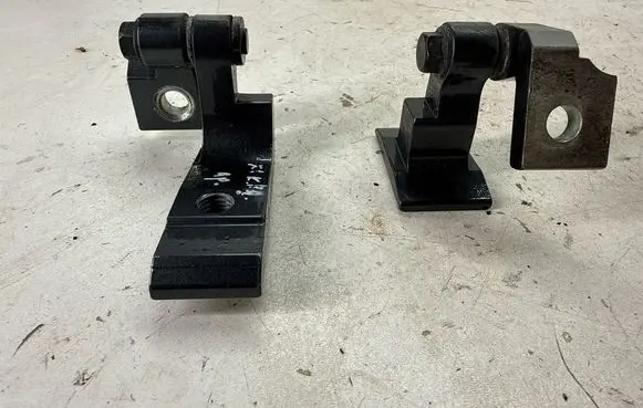 BMW X1 F48 F49 Rear door hinge set 7246061 7246063