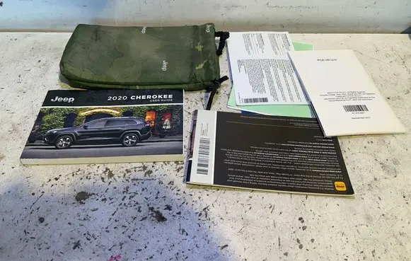 Jeep Cherokee KL Owners service history hand book