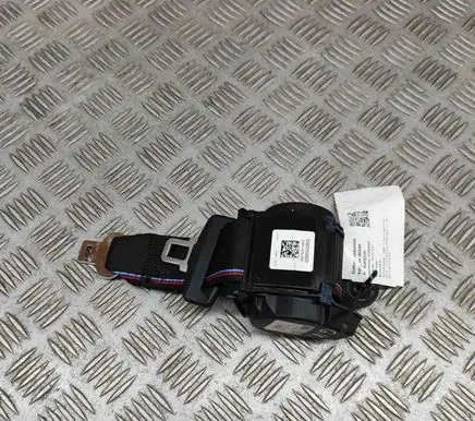 Middle seatbelt (rear)