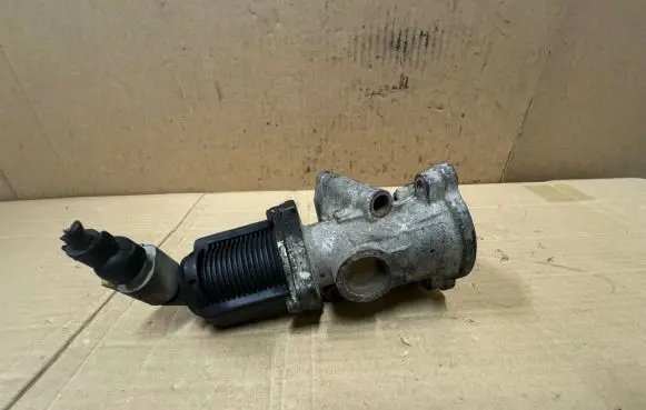 Opel Astra H EGR valve 53446103