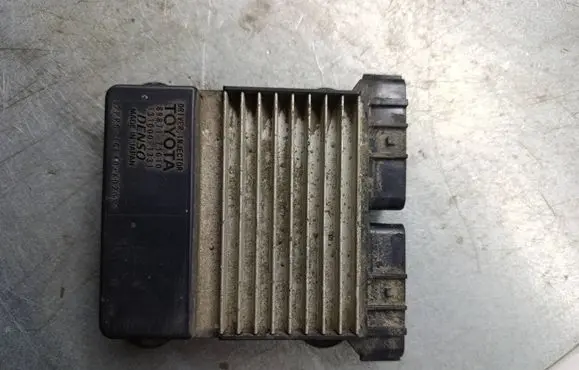 Toyota Corolla Verso AR10 Fuel injection control unit/module 8987171010