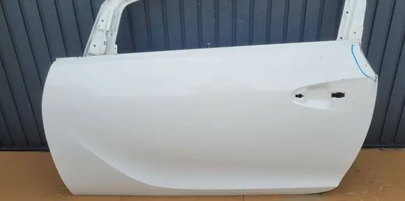 Opel Astra J Front door 