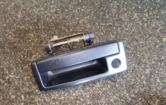 Mitsubishi Lancer Tailgate/trunk/boot exterior handle MN181224