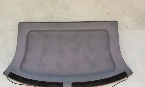 Parcel shelf