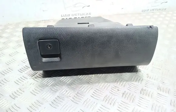 Volkswagen PASSAT B3 Glove box set 357857101D 357857103D