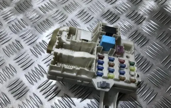 Mazda 6 Fuse box set 0910 0a2